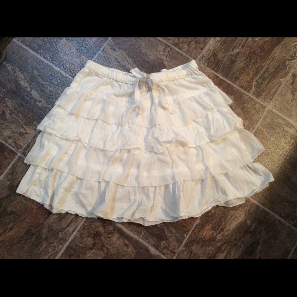 White ruffle skirt